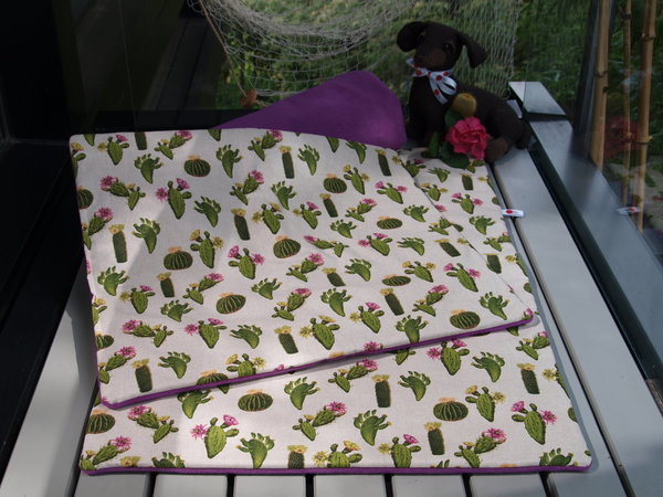 Hundedecke / -Schlafplatz „Mein kleiner grüner Kaktus“ (L)